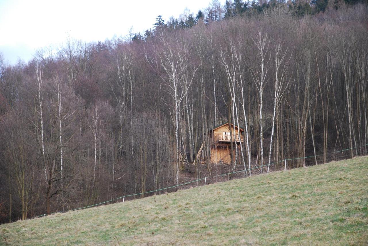 Treehouse Велке Лосины Экстерьер фото